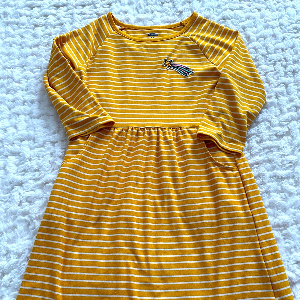 Old navy yellow dress size 8